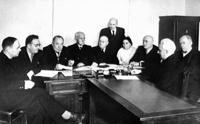 Заседание ученого совета лечебного факультета ТМИ  (1958 г.).